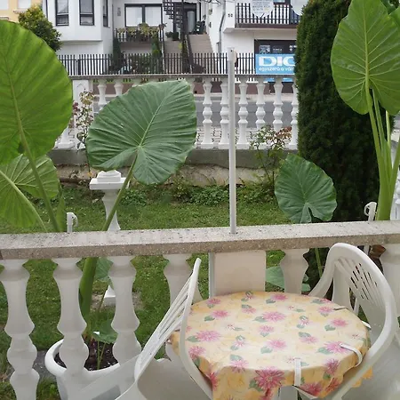 Kis Apartmanhaz דירה Hévíz